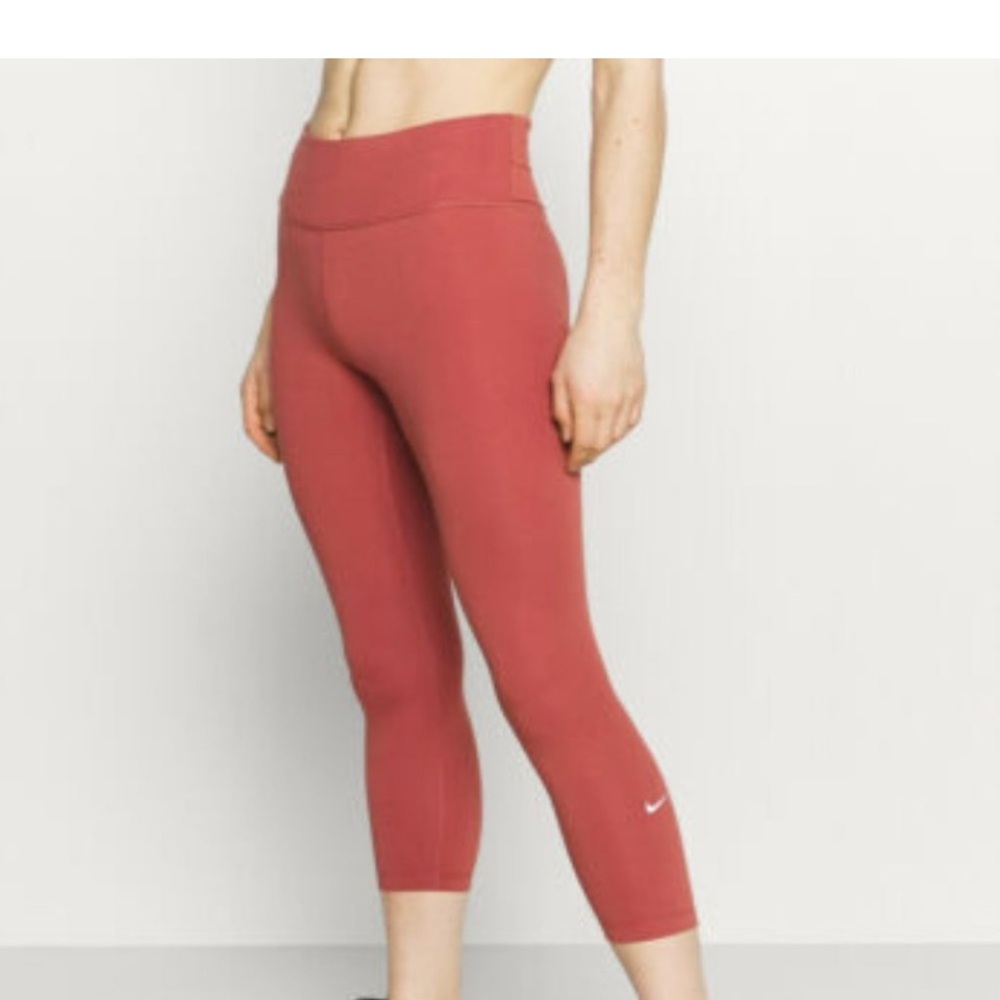 Nike Mid Rise Cropped Leggings Canyon Rust Small‎